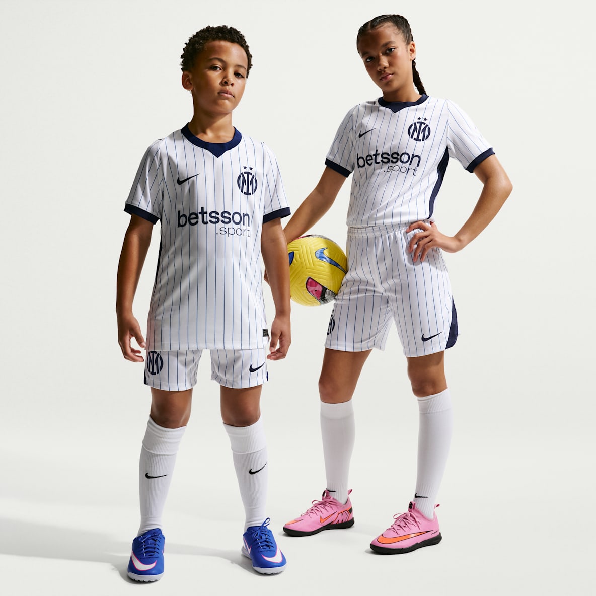Inter Milan Kits & Shirts 2026/27. Nike SI